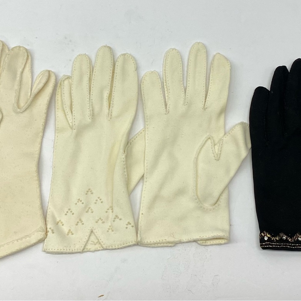 Ladies, antique gloves, 3 pair